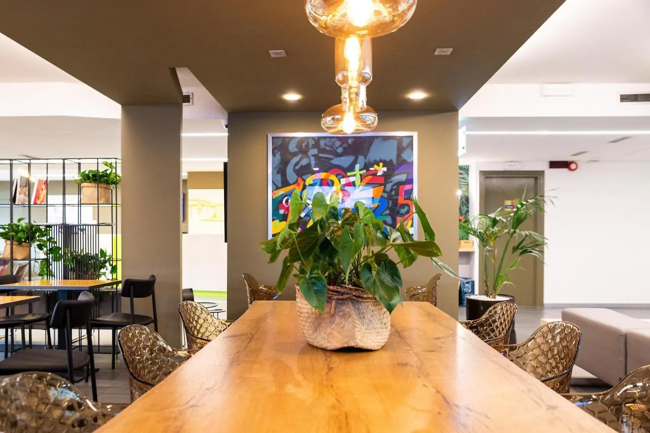 Mercure Milano Agrate Brianza 4*,
